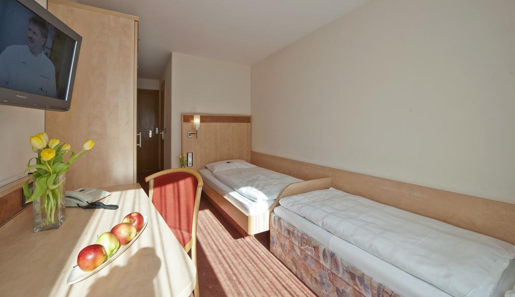 Garni Hotel Schumacher Филдерщат Екстериор снимка